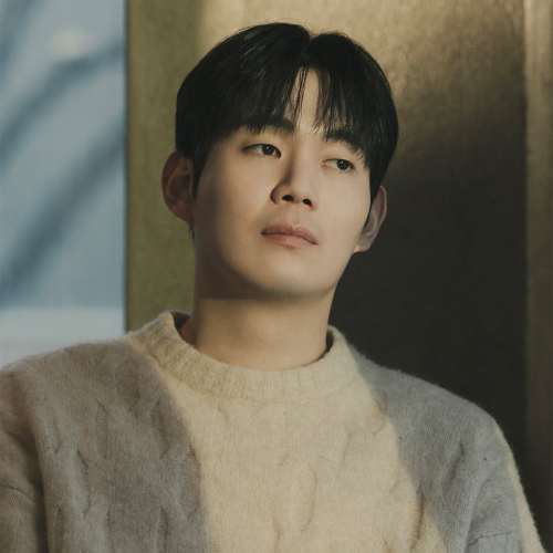 류경수
